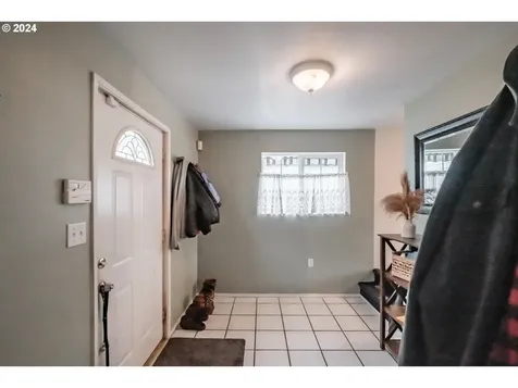 27028 Greenville Road Sweet Home OR 97386