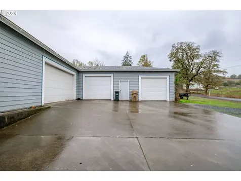 27028 Greenville Road Sweet Home OR 97386