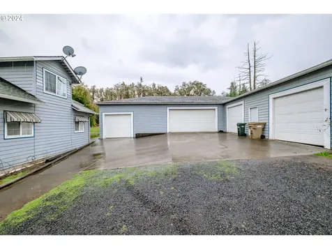 27028 Greenville Road Sweet Home OR 97386