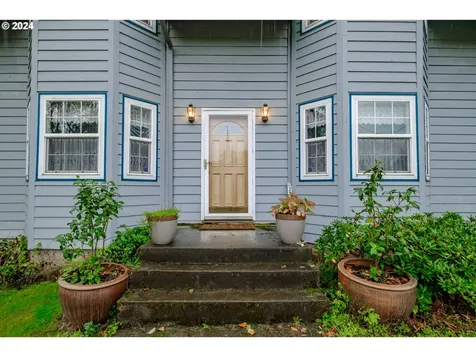 27028 Greenville Road Sweet Home OR 97386
