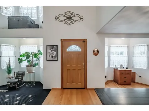 27028 Greenville Road Sweet Home OR 97386