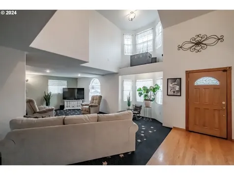 27028 Greenville Road Sweet Home OR 97386