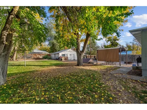 950 W Hermiston Avenue Hermiston OR 97838