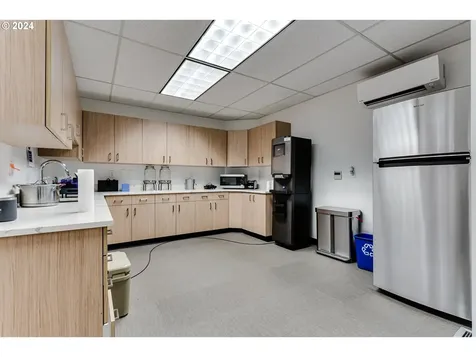 2233 Willamette Street Eugene OR 97405