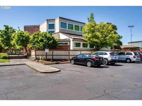 2233 Willamette Street Eugene OR 97405