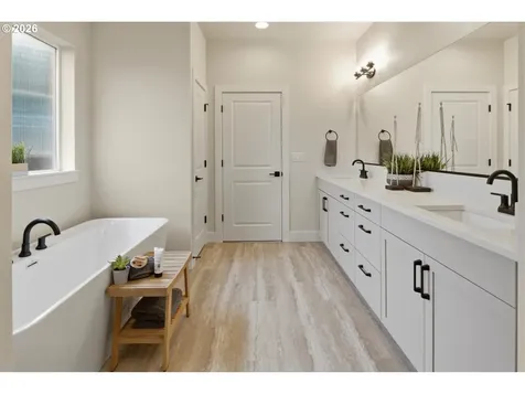 17210 NE 83rd Street Vancouver WA 98682