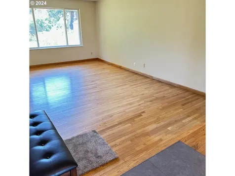 3906 Se Douglas Court Troutdale OR 97060