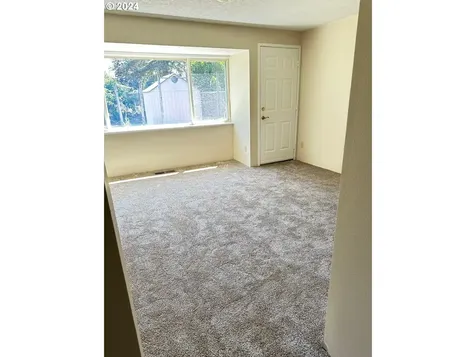 3906 Se Douglas Court Troutdale OR 97060