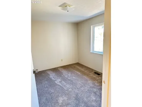 3906 Se Douglas Court Troutdale OR 97060