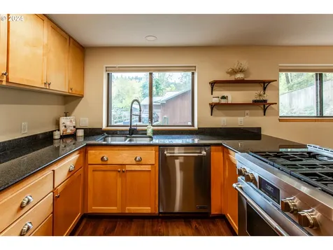 824 Martin Street Eugene OR 97405