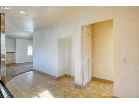 3810 NE Riverside Avenue Pendleton OR 97801