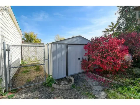 3810 NE Riverside Avenue Pendleton OR 97801