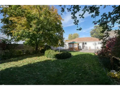 3810 NE Riverside Avenue Pendleton OR 97801