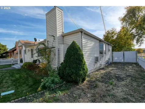 3810 NE Riverside Avenue Pendleton OR 97801