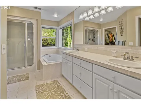 15994 Se Orchard View Lane Damascus OR 97089