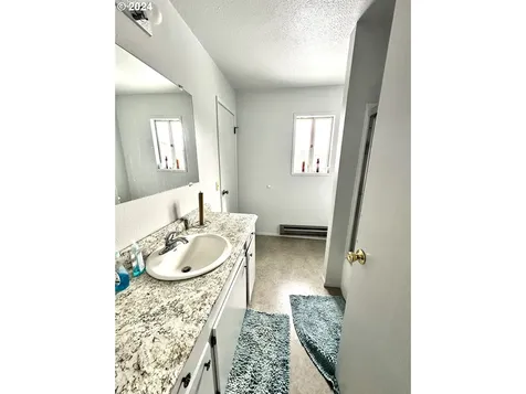 2765/2751 Myrtle Street Baker City OR 97814