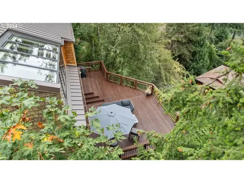 2827 Ne Rocky Butte Road Portland OR 97220