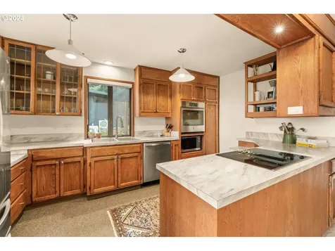 2827 Ne Rocky Butte Road Portland OR 97220