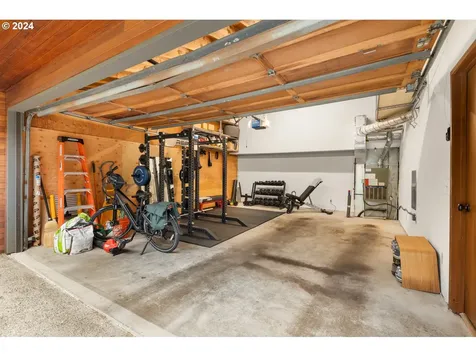 2827 Ne Rocky Butte Road Portland OR 97220