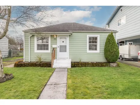 959 20th Avenue Longview WA 98632