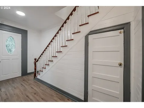 109 Eluria Street Oregon City OR 97045
