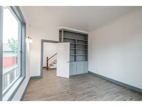 109 Eluria Street Oregon City OR 97045