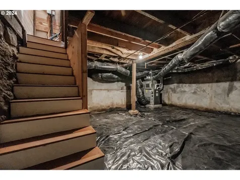 109 Eluria Street Oregon City OR 97045