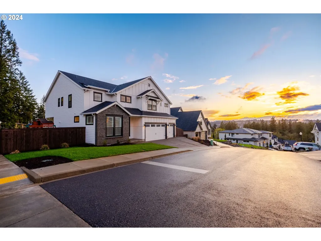 999 W Magnolia Loop Washougal WA 98671