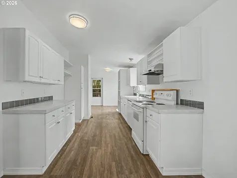 20140 NE Sandy Boulevard Fairview OR 97024