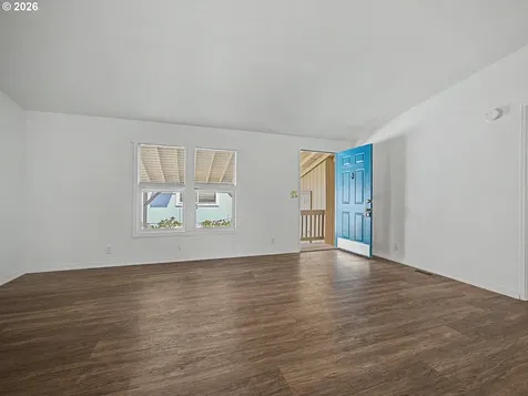 20140 NE Sandy Boulevard Fairview OR 97024