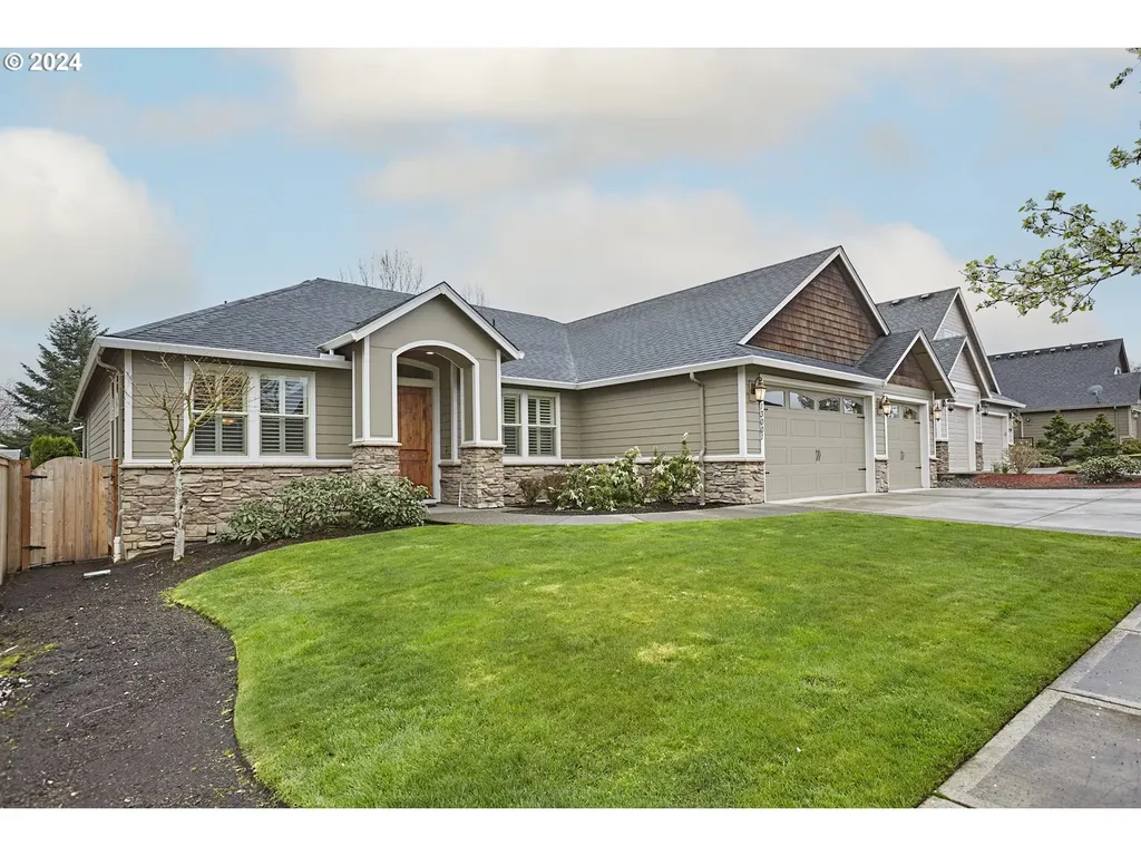 13001 NW 49th Avenue Vancouver WA 98685