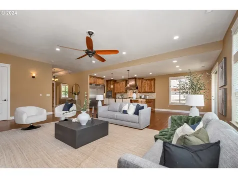 13001 NW 49th Avenue Vancouver WA 98685
