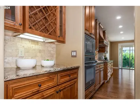 13001 NW 49th Avenue Vancouver WA 98685