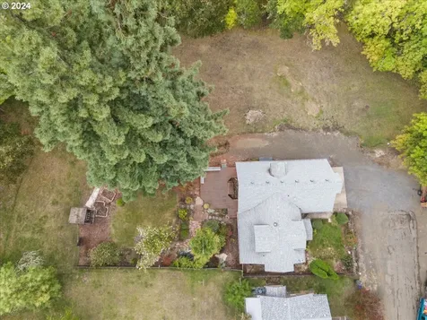 2164 NE Tahoe Avenue Roseburg OR 97470