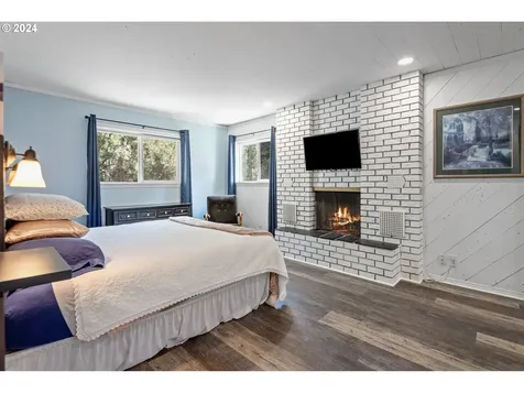 56699 Lunar Drive Bend OR 97707