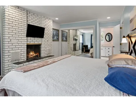 56699 Lunar Drive Bend OR 97707