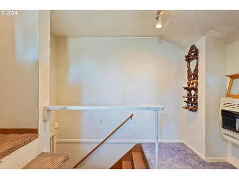 8310 NE Alberta Street Portland OR 97220