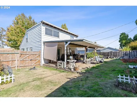 8310 NE Alberta Street Portland OR 97220