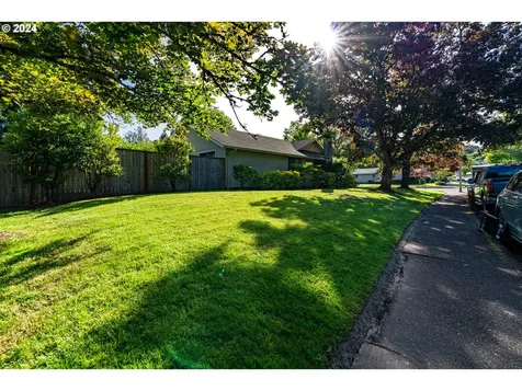 591 Nw Witham Drive Corvallis OR 97330