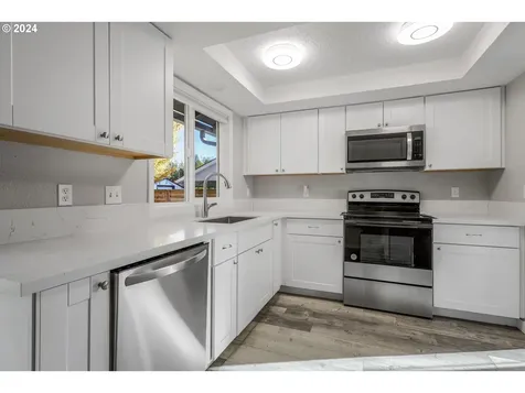 15223 NE Beech Court Portland OR 97230