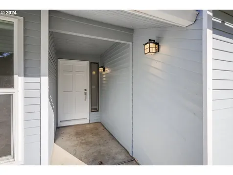 15223 NE Beech Court Portland OR 97230