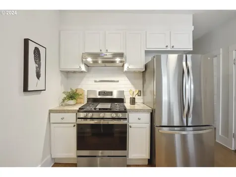 5044 Ne 14th Avenue Portland OR 97211