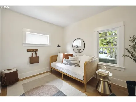 5044 Ne 14th Avenue Portland OR 97211