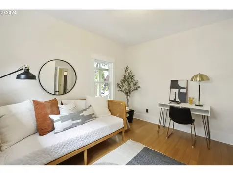 5044 Ne 14th Avenue Portland OR 97211