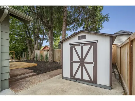 5044 Ne 14th Avenue Portland OR 97211