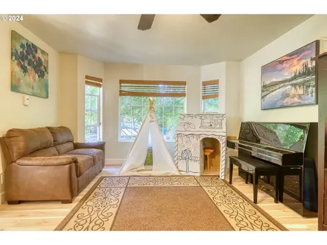 30580 Cater Road Scappoose OR 97056