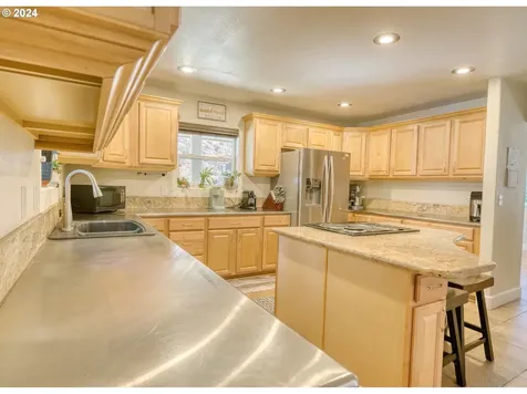 30580 Cater Road Scappoose OR 97056