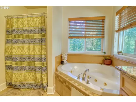 30580 Cater Road Scappoose OR 97056