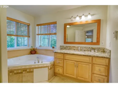 30580 Cater Road Scappoose OR 97056