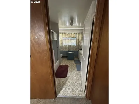 1304 Ne 110th Avenue Portland OR 97220
